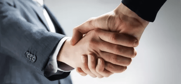 shaking hands sales outsourcing